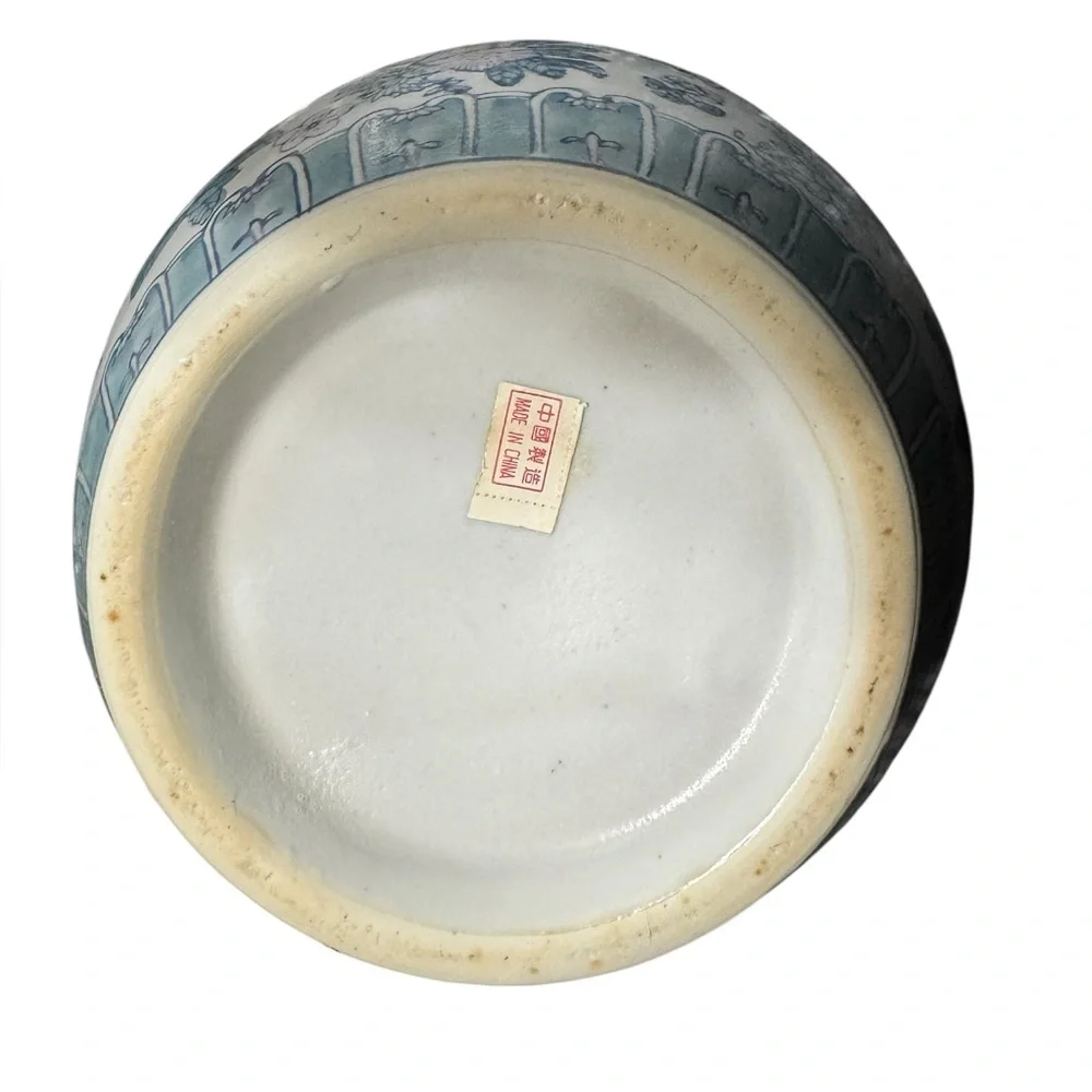 Vintage 9.5” Large Chinoiserie Light Blue & White, Pink Floral Temple Ginger Jar - Picture 6 of 7